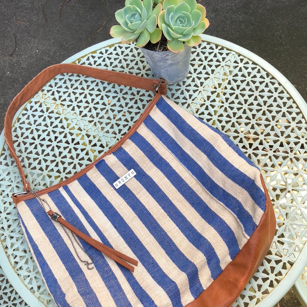 Roxy purse